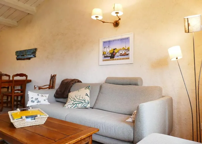 Charmante Maison Renovee Avec Gout, Jardin Clos, Acces Wifi, Proche Commerces Et Mer. - Fr-1-224b-160 度假居 *